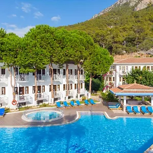 3* Hotel White